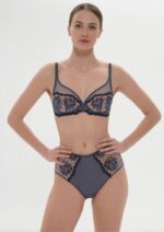 *Simone Pérèle - Intrigue Full Coverage Plunge