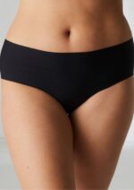 Simone Pérèle - Uniq Retro Brief