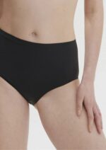 Simone Pérèle - Essentiel Control Brief