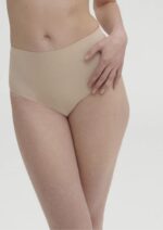 Simone Pérèle - Essentiel Control Brief