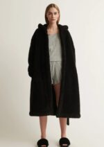 Skin- Wyleen Plush Robe