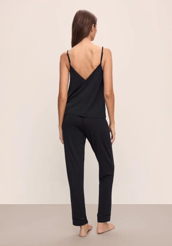 Best Night Dresses for Women in Riyadh – 2025 Trends