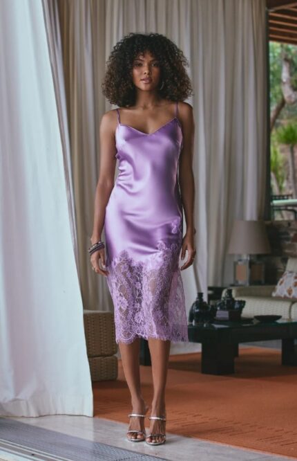 Marjolaine - Nightie dress in parma silk and lace