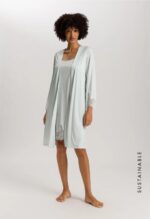 ⁦HANRO-Spaghetti Dress 95 cm & Robe⁩ - الصورة ⁦4⁩
