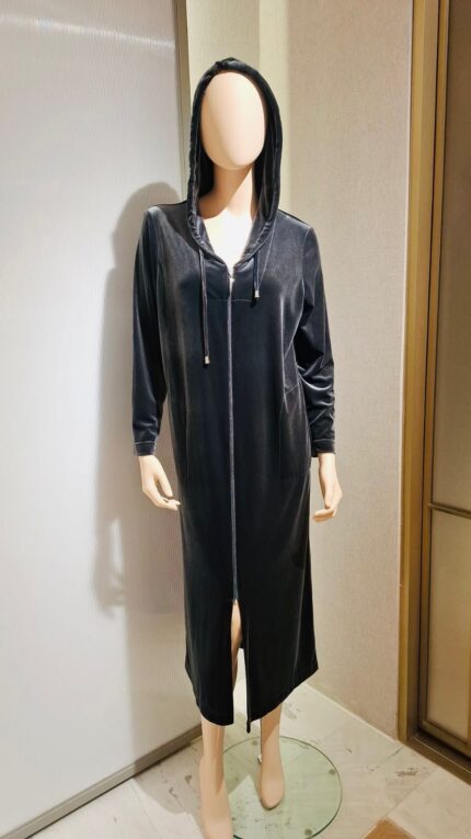Diamond Tea - Plain Stretch Velvet Hooded